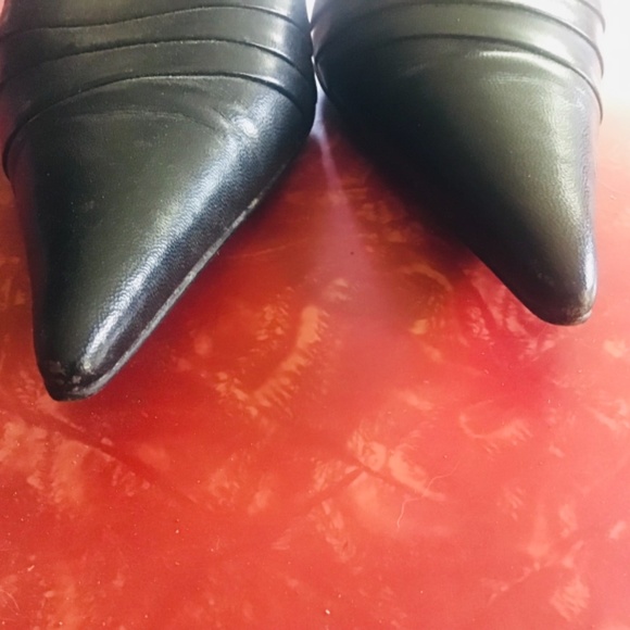 GUESS black leather stiletto pumps 4” heel pointy toe 6.5 - Picture 7 of 7